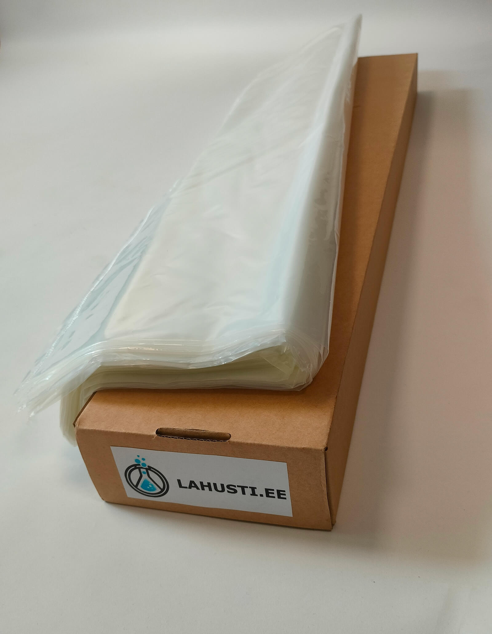 Erityinen pussi auttaa pitämään tislaimet puhtaina